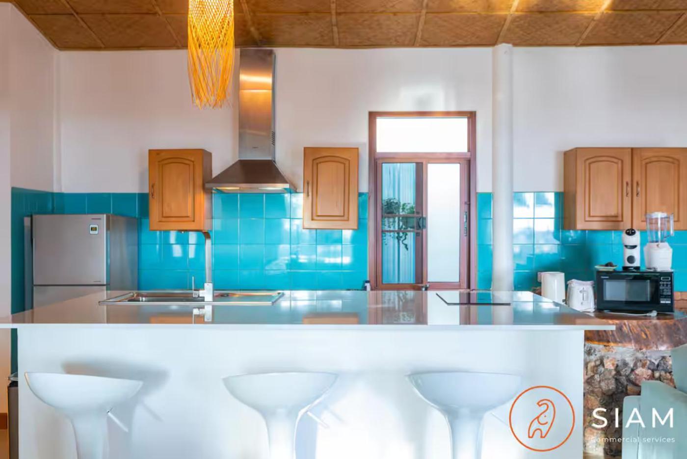The Wooden Beach House 3Br - Sunset Beach Garden Taling Ngam  Экстерьер фото