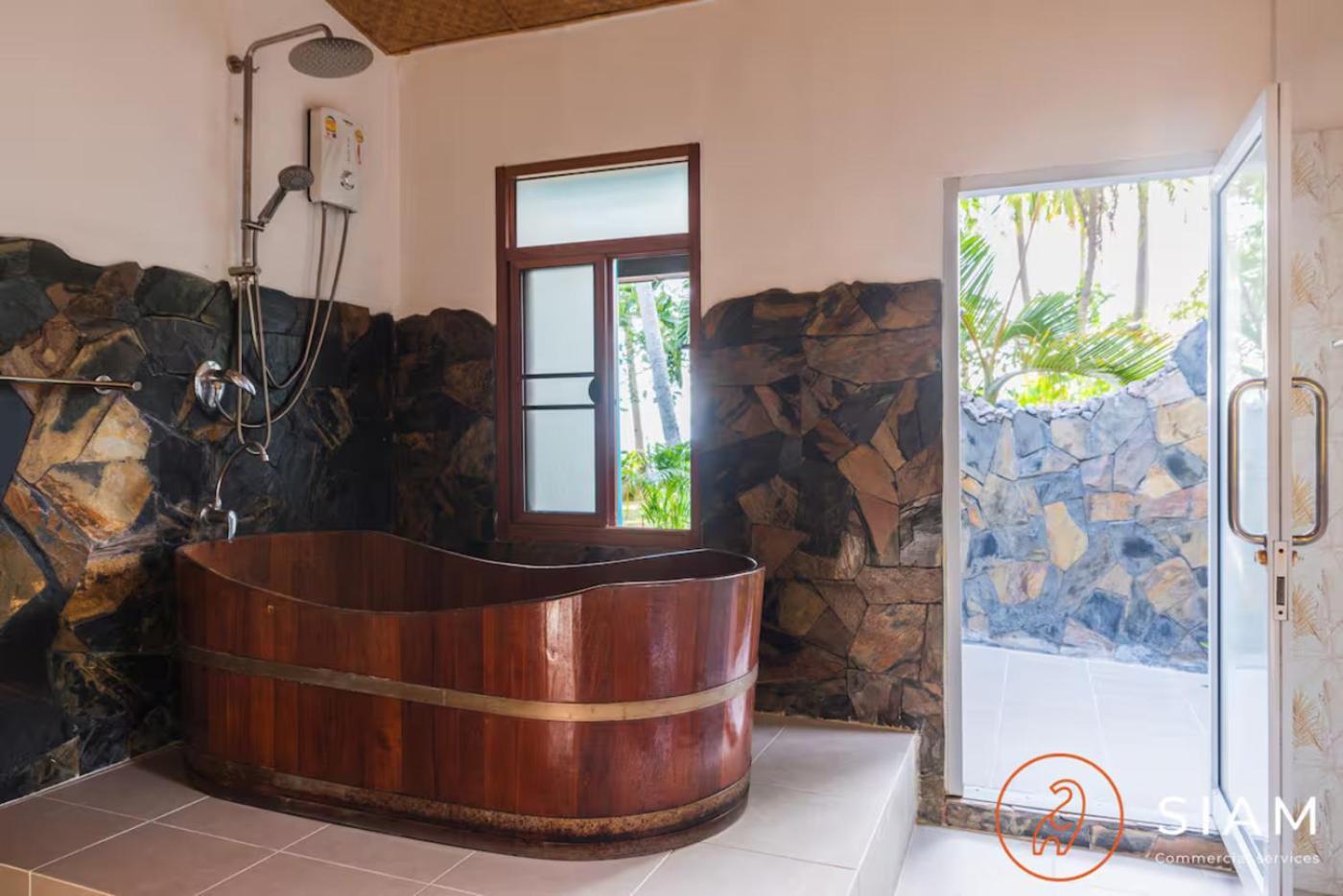 The Wooden Beach House 3Br - Sunset Beach Garden Taling Ngam  Экстерьер фото