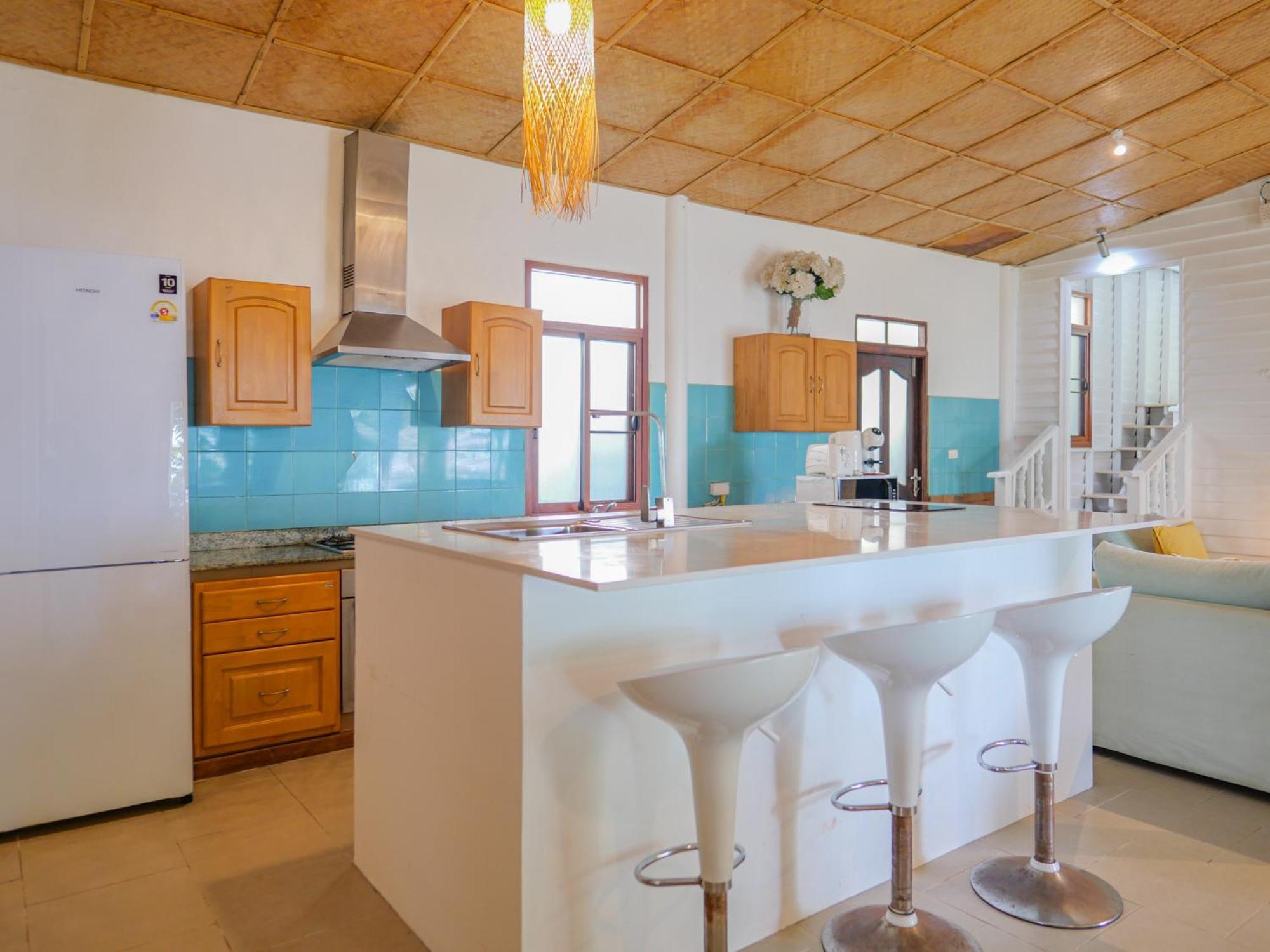 The Wooden Beach House 3Br - Sunset Beach Garden Taling Ngam  Экстерьер фото