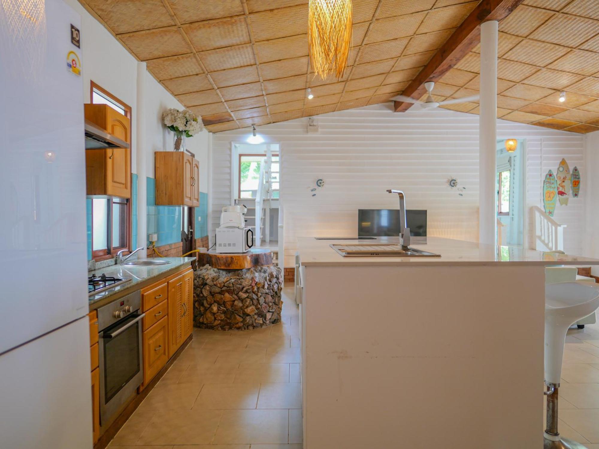 The Wooden Beach House 3Br - Sunset Beach Garden Taling Ngam  Экстерьер фото